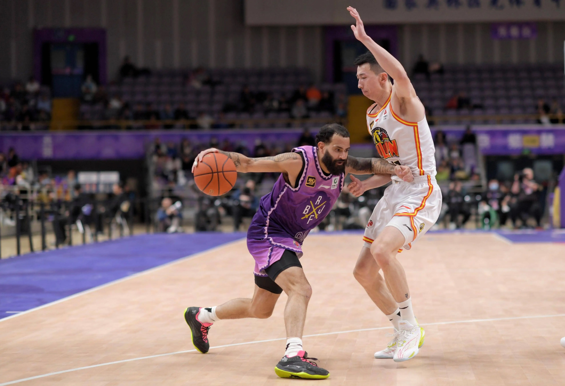 网页版登录-关于赛地聚焦——CBA常规赛集结日热度飙升，阿贾克斯绝杀压哨，悬念犹存，纪律约束更严格的信息